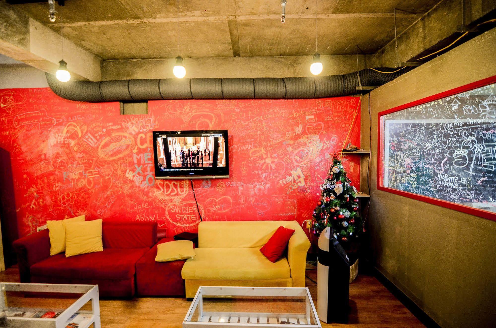 Yakorea Hostel Hongdae Seoul Exterior foto